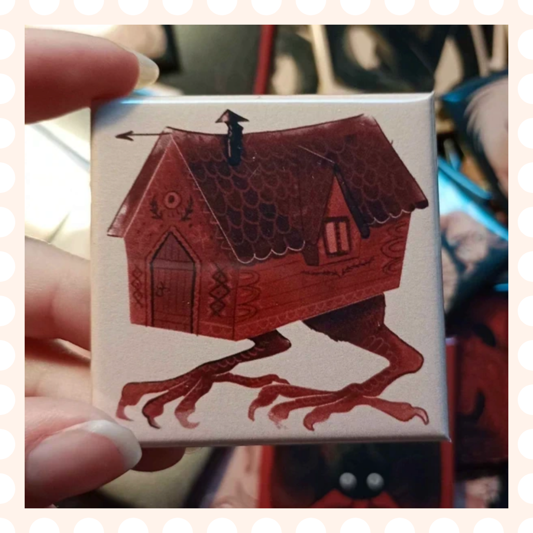 Przypinka 50x50mm Domek na kurzej łapce Baby Jagi