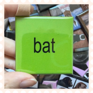 Przypinka 50×50 mm Bat