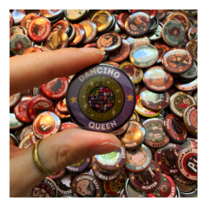 Przypinka 32 mm Dancing Queen