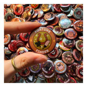 Przypinka 32 mm Fortune Finder