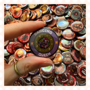 Przypinka 32 mm Dancing Queen